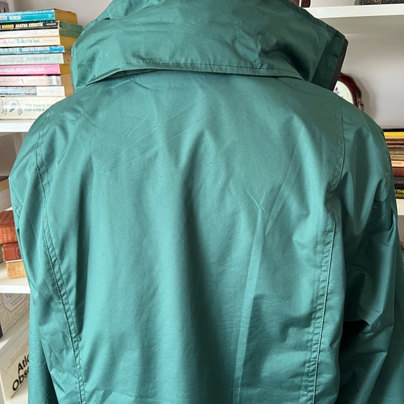 Spring jacket raincoat with roll up hood. Zipper, pockets. Size XL. EUC - Picture 6 of 11